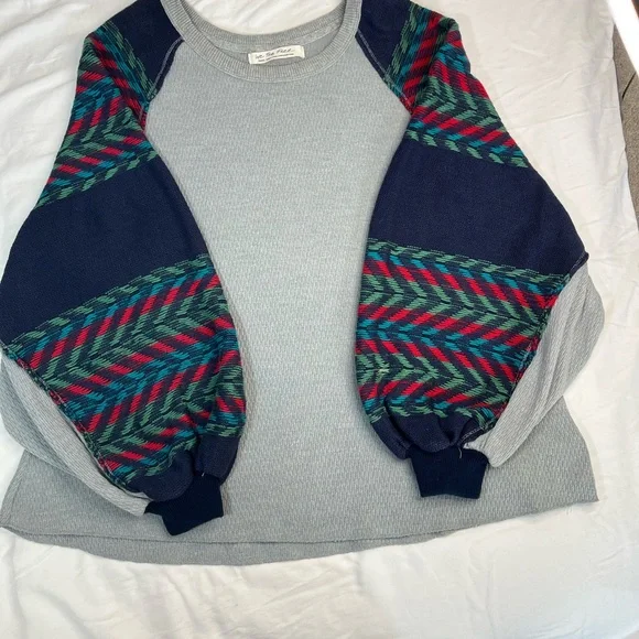 We The Free Gray Oversized Thermal Rainbow Dreams Knit Top Women’s Size Small - Picture 3 of 10